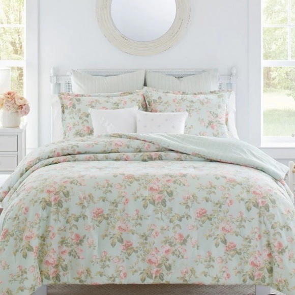 Laura Ashley Bedding Laura Ashley Madelynn Floral Twin Duvet Cover